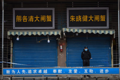 武汉的百叶窗海产品批发市场，在那里在1月份检测到Covid-19病毒。