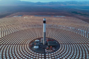 特附近的诺尔太阳能发电站,摩洛哥。