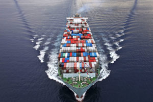 国际海事组织（imo）设定了一个2020年的最后期限，大幅削减船舶燃料中的硫含量。