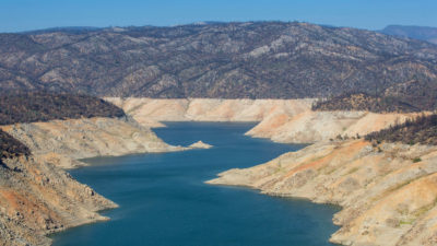 奥罗维尔湖、水库奥罗维尔水坝在加州,9月1日接近历史最低水平。由于干旱,大坝自8月5日没有操作。