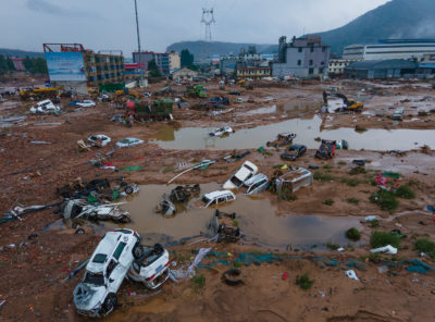 上个月，中国河南省的冈伊洪水破坏。