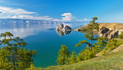 由于不可持续的伐木行为，俄罗斯的贝加尔湖世界遗产已经失去了5%的森林覆盖。