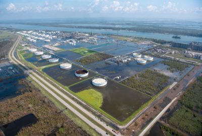 2021年9月3日，在路易斯安那州贝尔·查西（Belle Chasse）飓风艾达（Ida）淹没了炼油厂。